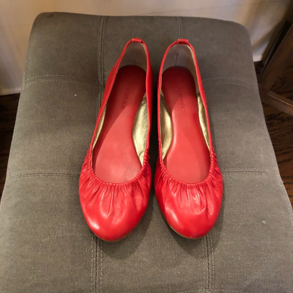 Banana Republic Red Flats